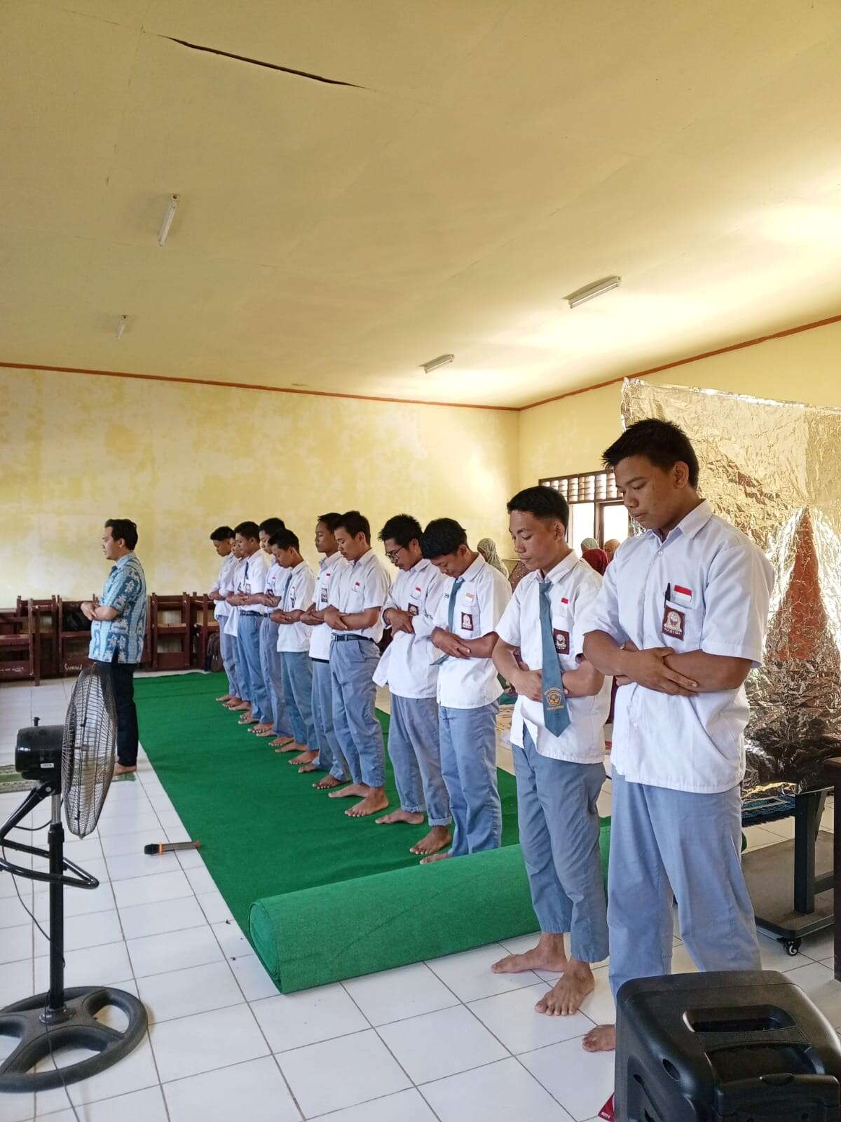 Album Kegiatan PPK Keagamaan Siswa dan Siswi SMA Negeri 1 Permata Kecubung